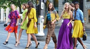 Bacakları Uzun Göstermek İçin Nasıl Giyinmeli?